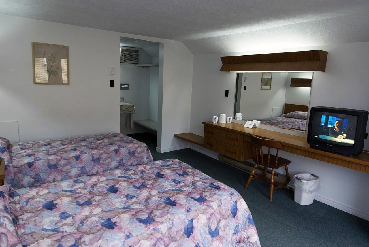 Daigle'S Motel Saint Leonard Habitación foto